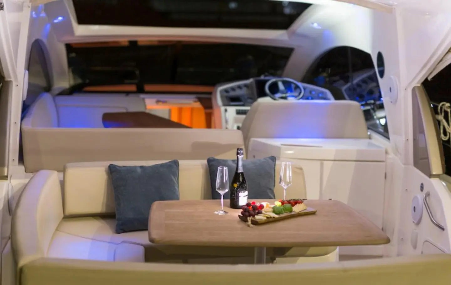 Jeanneau Prestige 38S - Image 1