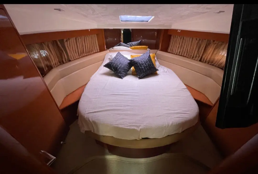 Jeanneau Prestige 38S - Image 7